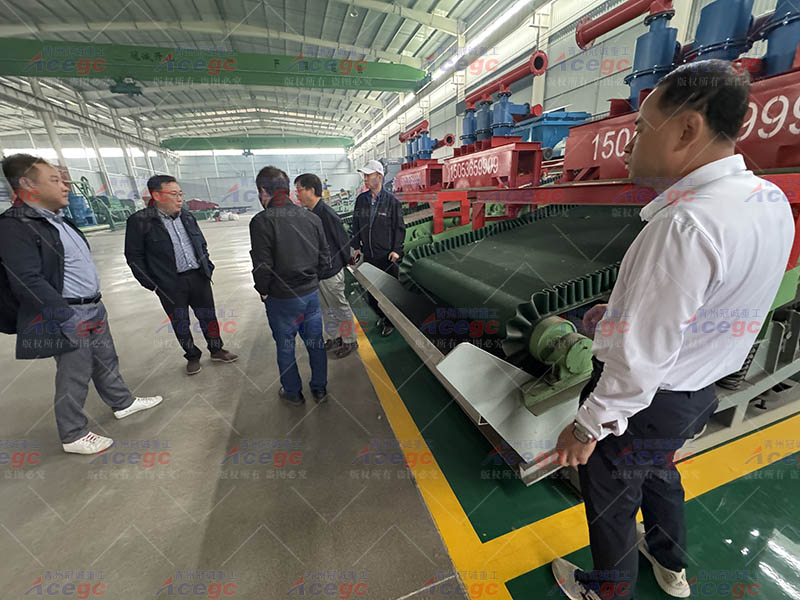 蒙古國(guó)客戶(hù)實(shí)地考察尾礦選礦生產(chǎn)線(xiàn)